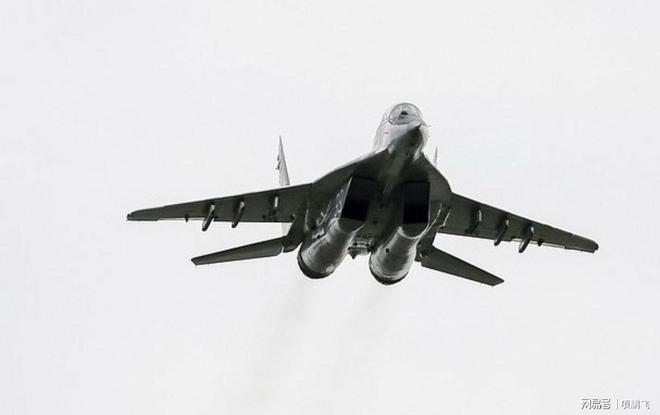 克里米亚军船！空袭苏梅的俄军指挥部pg电子免费模拟器乌克兰海军击毁(图5)