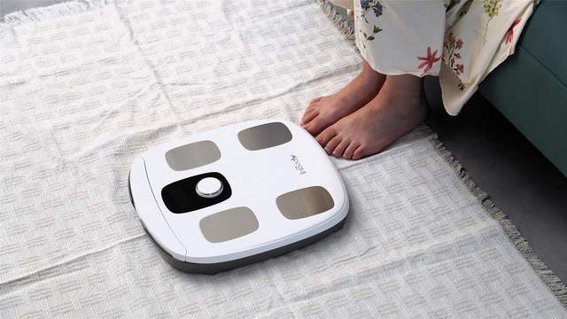 ：3频8电极+12项数据+97%准确率有点全面pg电子免费模拟器InBody体脂